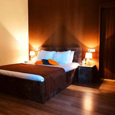 Hotel Nabadi Tbilissi Extérieur photo