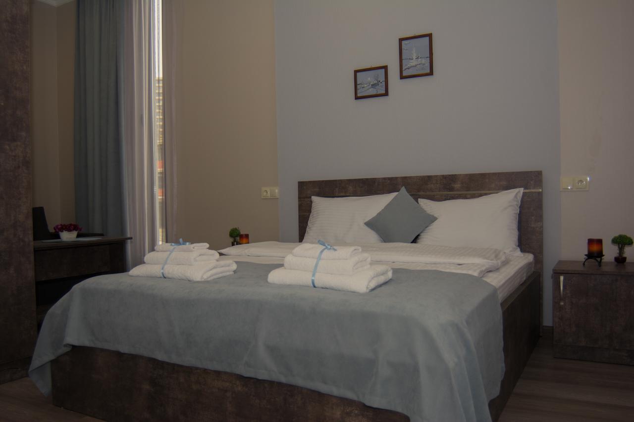 Hotel Nabadi Tbilissi Extérieur photo