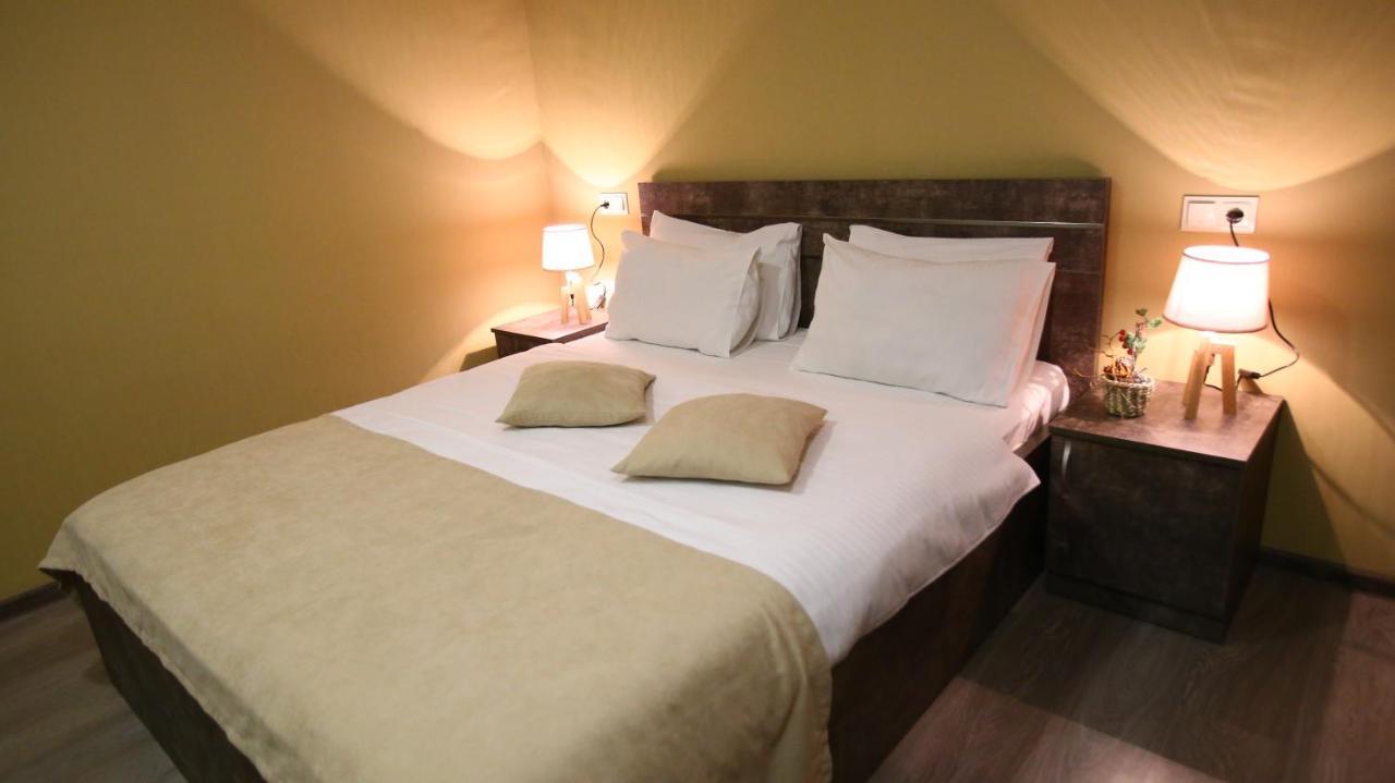 Hotel Nabadi Tbilissi Extérieur photo