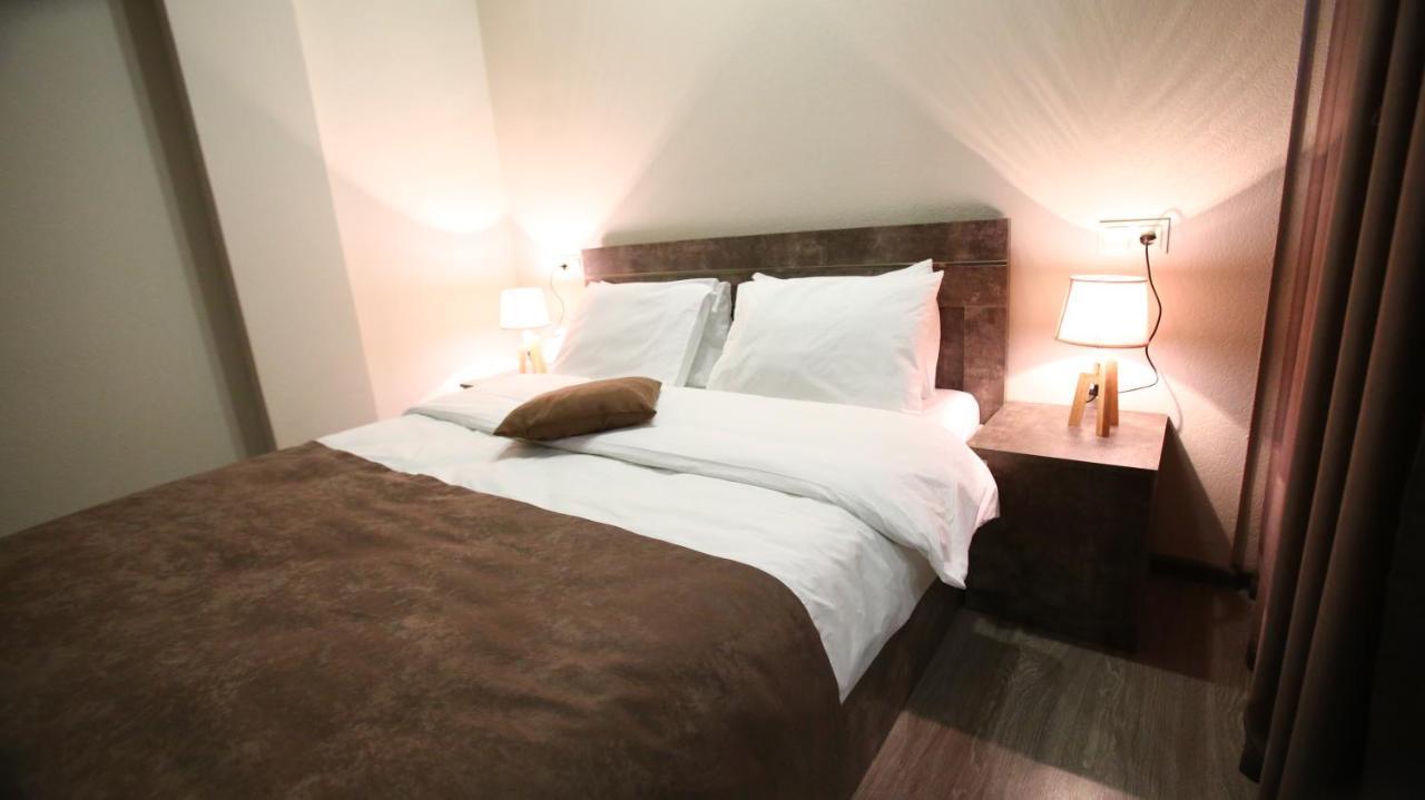Hotel Nabadi Tbilissi Extérieur photo