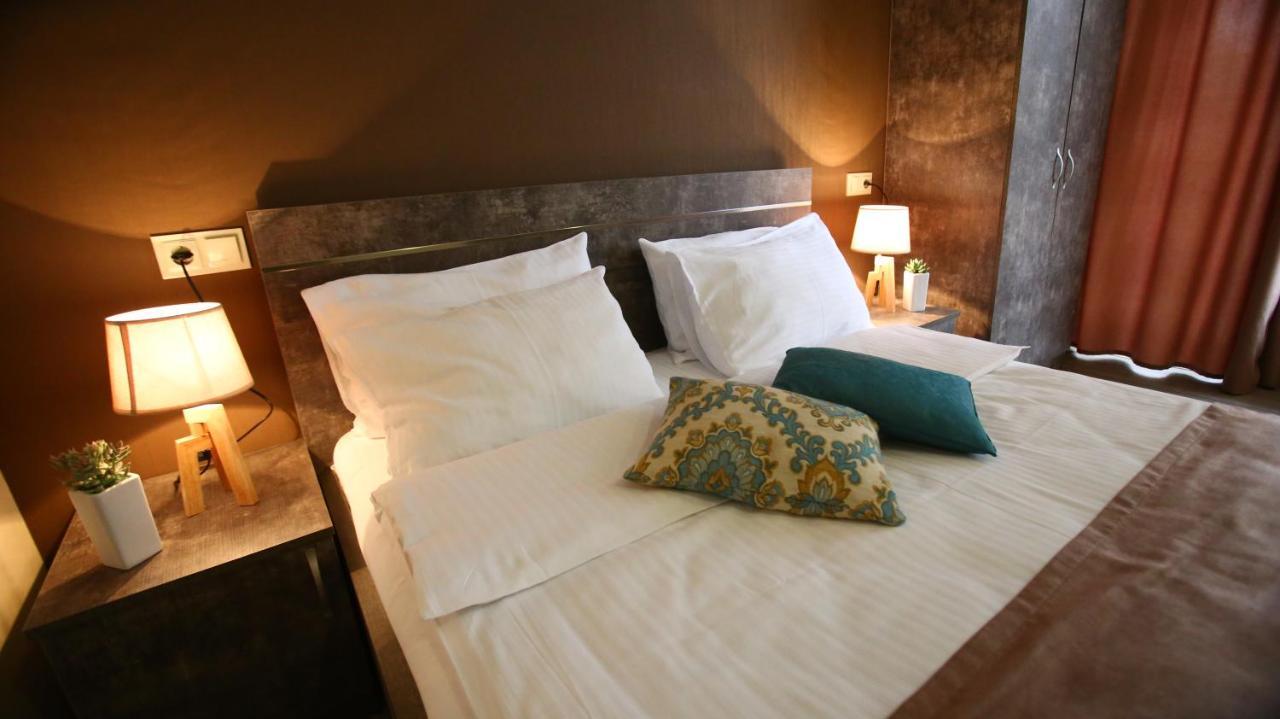 Hotel Nabadi Tbilissi Extérieur photo