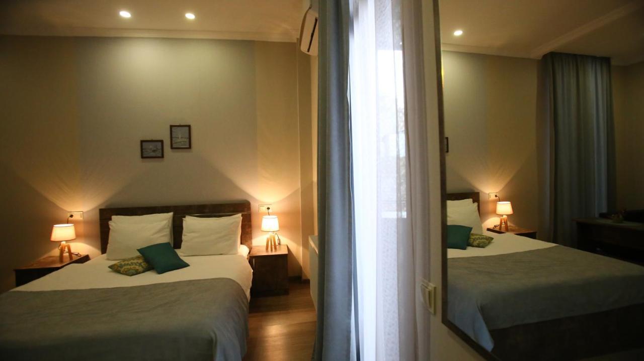 Hotel Nabadi Tbilissi Extérieur photo
