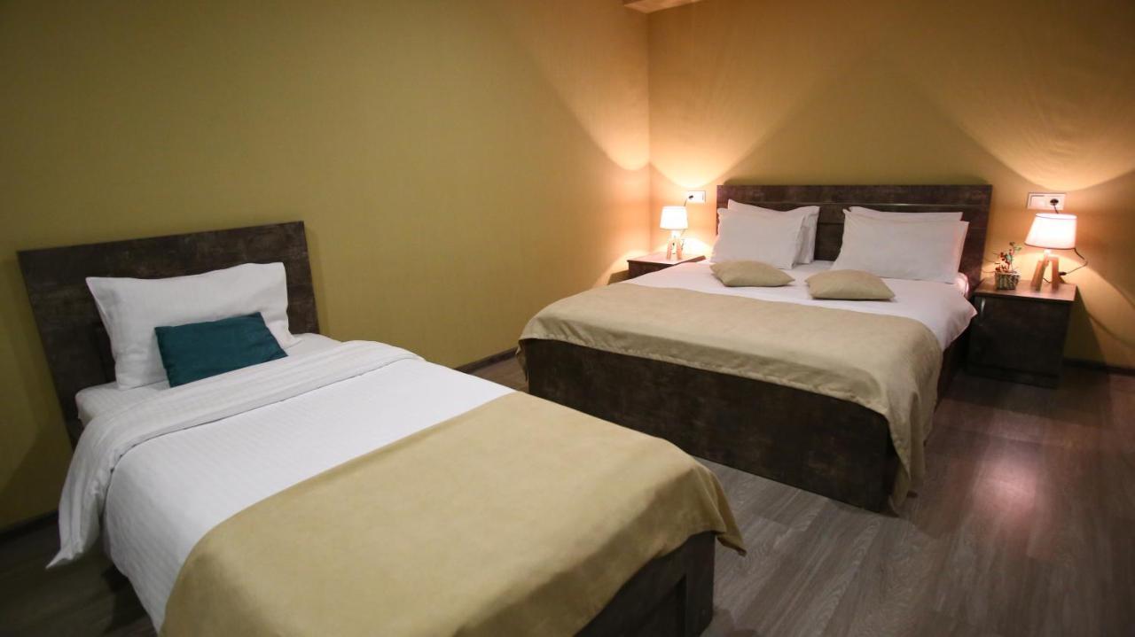 Hotel Nabadi Tbilissi Extérieur photo