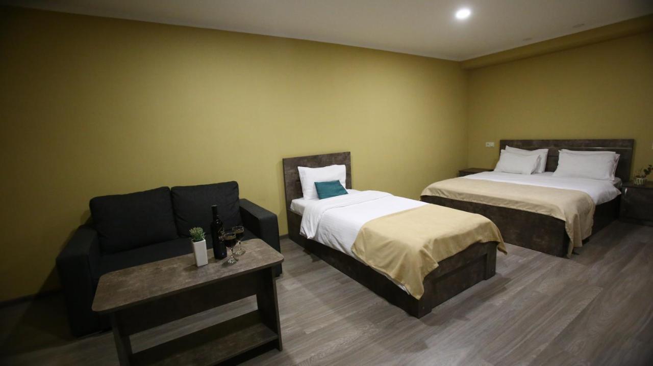Hotel Nabadi Tbilissi Extérieur photo