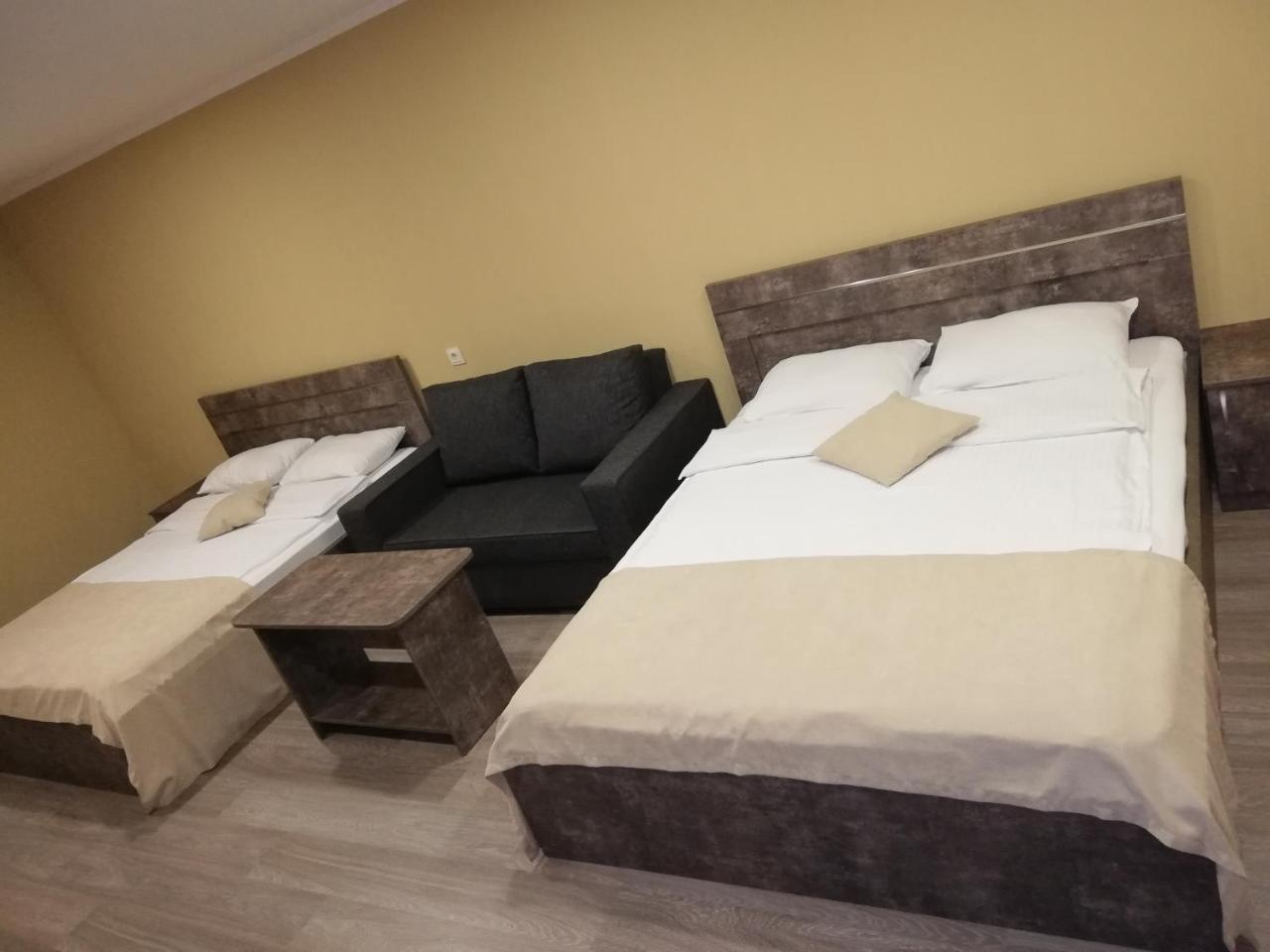 Hotel Nabadi Tbilissi Extérieur photo