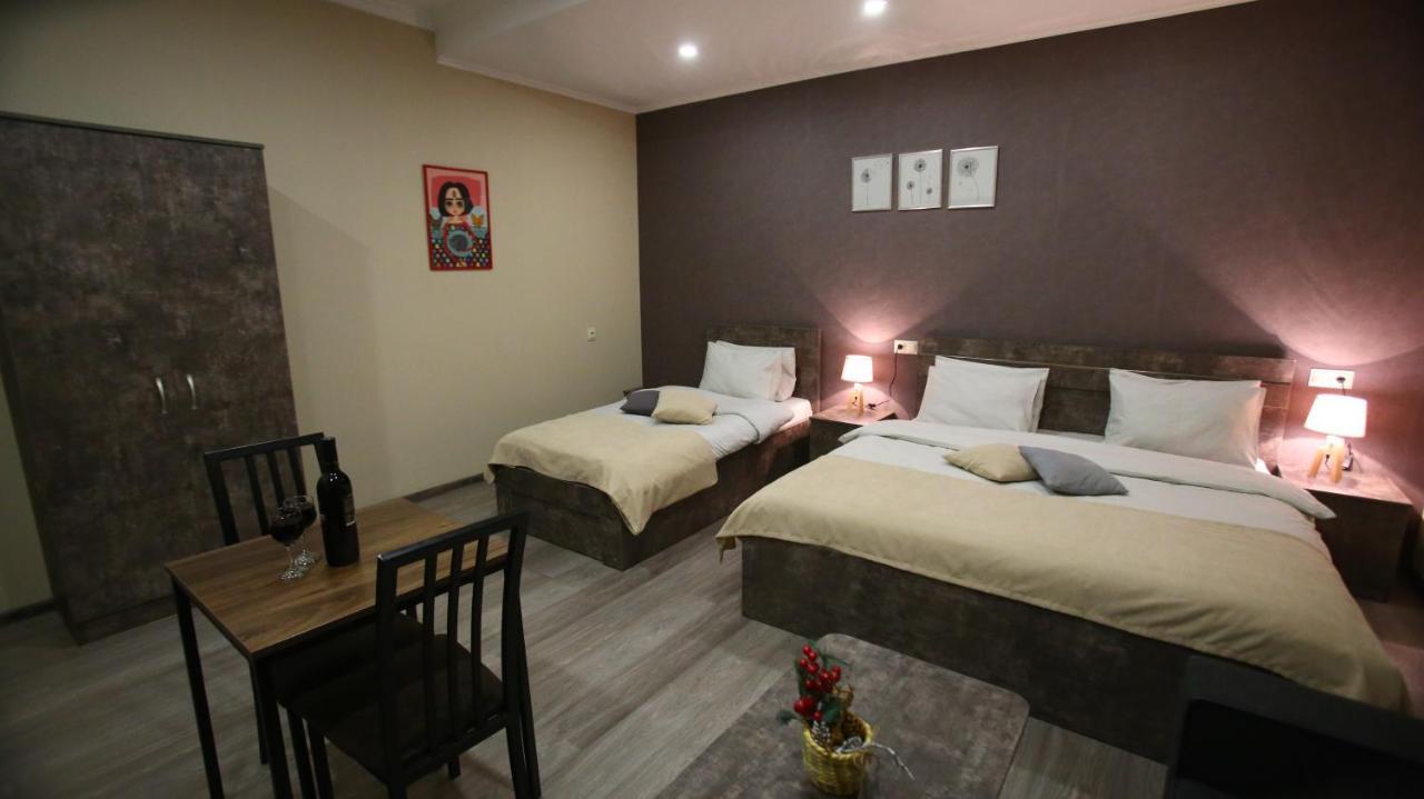 Hotel Nabadi Tbilissi Extérieur photo